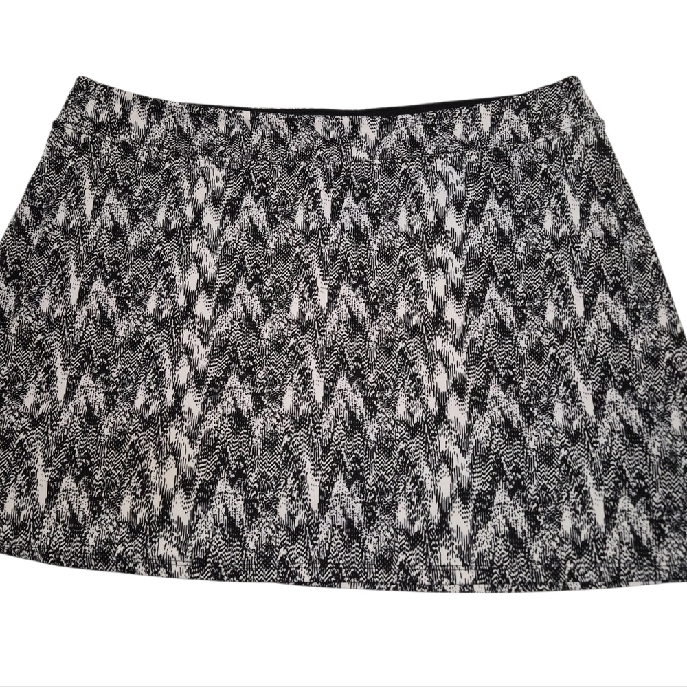 Tranquility Skort XXLarge Black White Patterned Athletic Golf Tennis Casual Wear